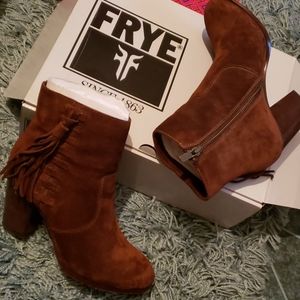 Frye Myra Tassle Lace booties